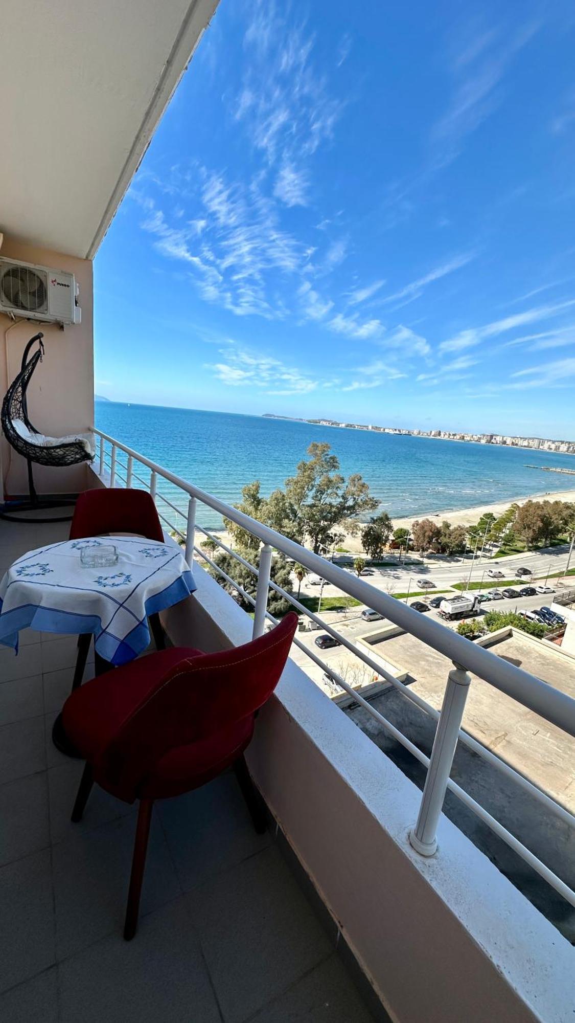 Beach Front Apartment Vlore Luaran gambar