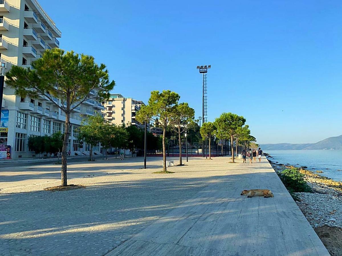 Beach Front Apartment Vlore Luaran gambar